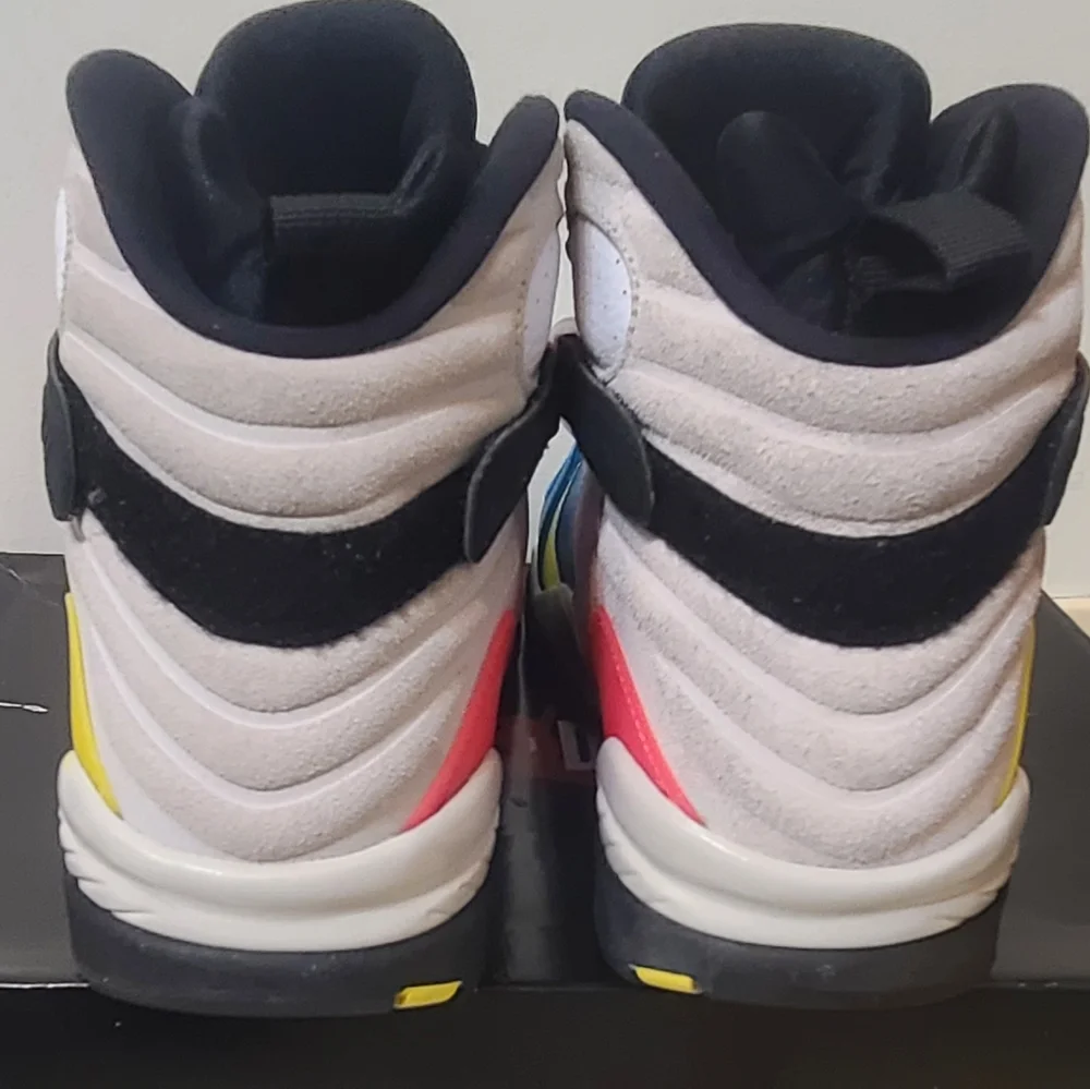 Air Jordan Retro 8 SE